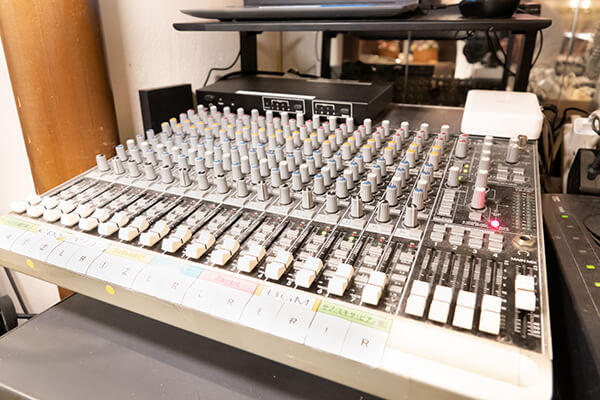 スーパー ウーファーサウンドシステム